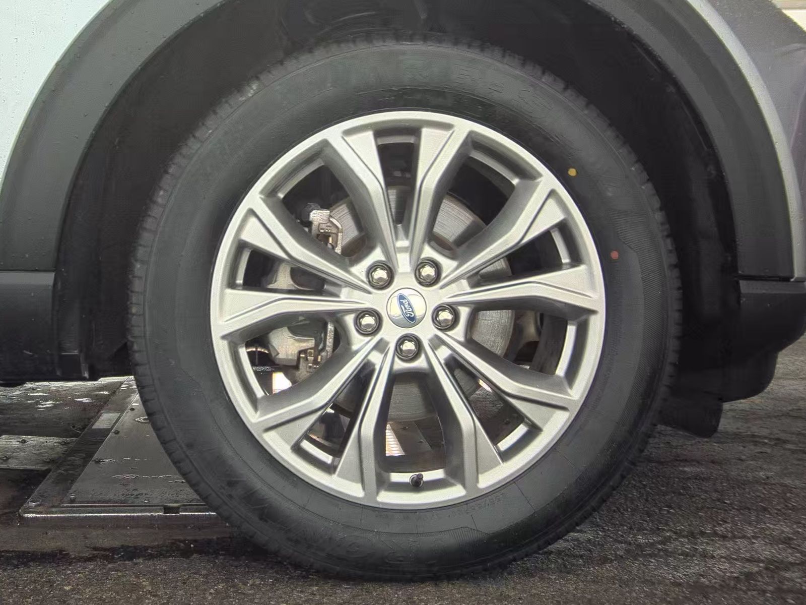 2022 Ford Explorer XLT AWD