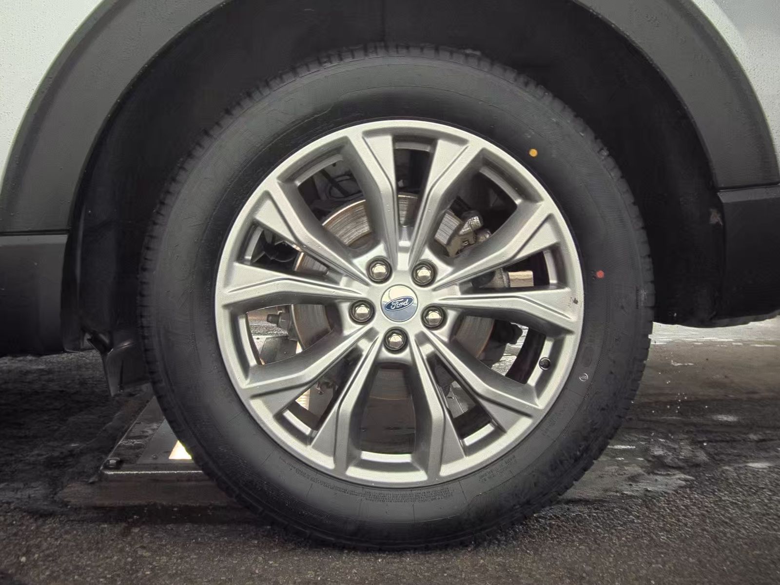 2022 Ford Explorer XLT AWD