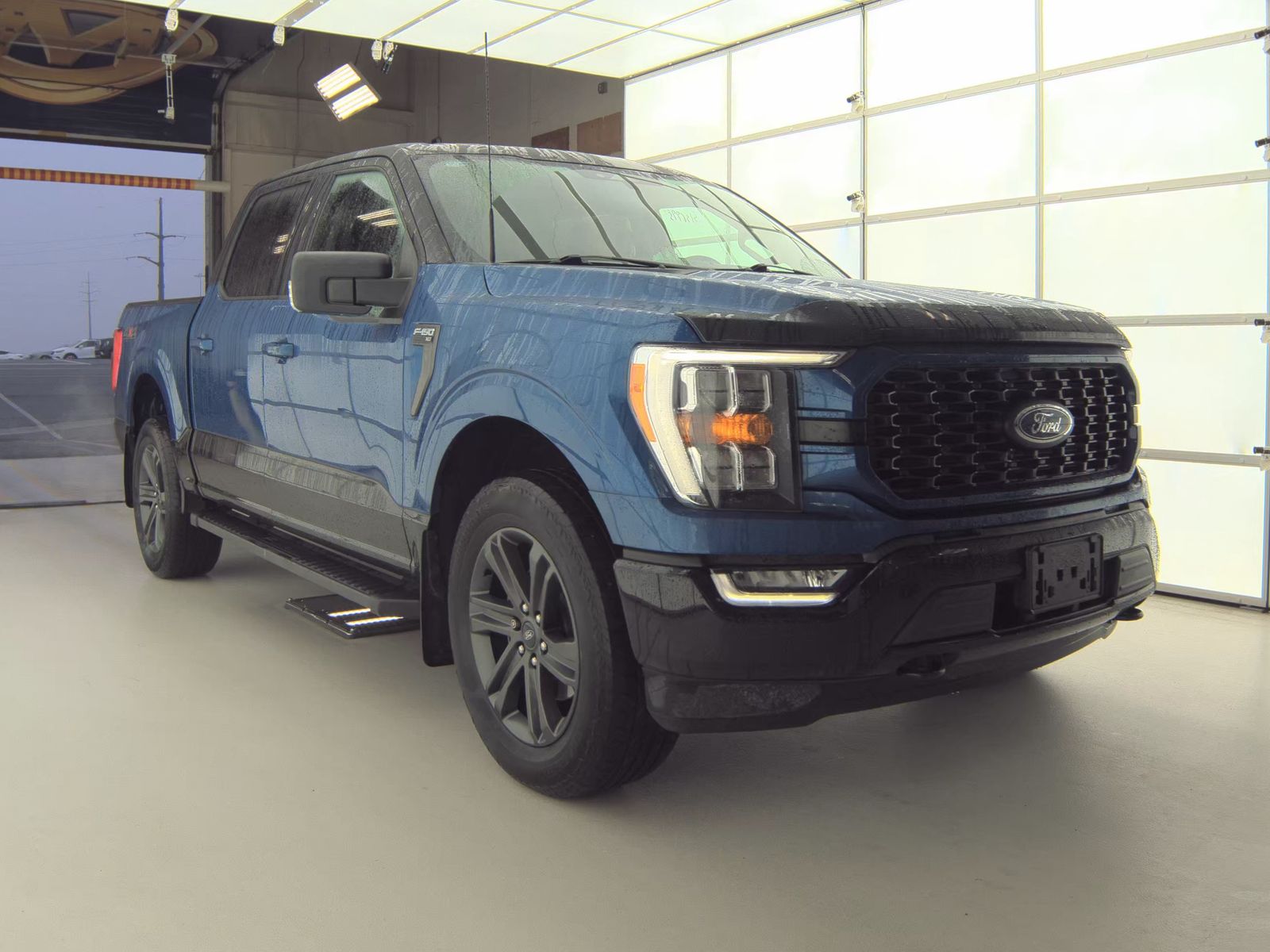 2023 Ford F-150 XLT AWD