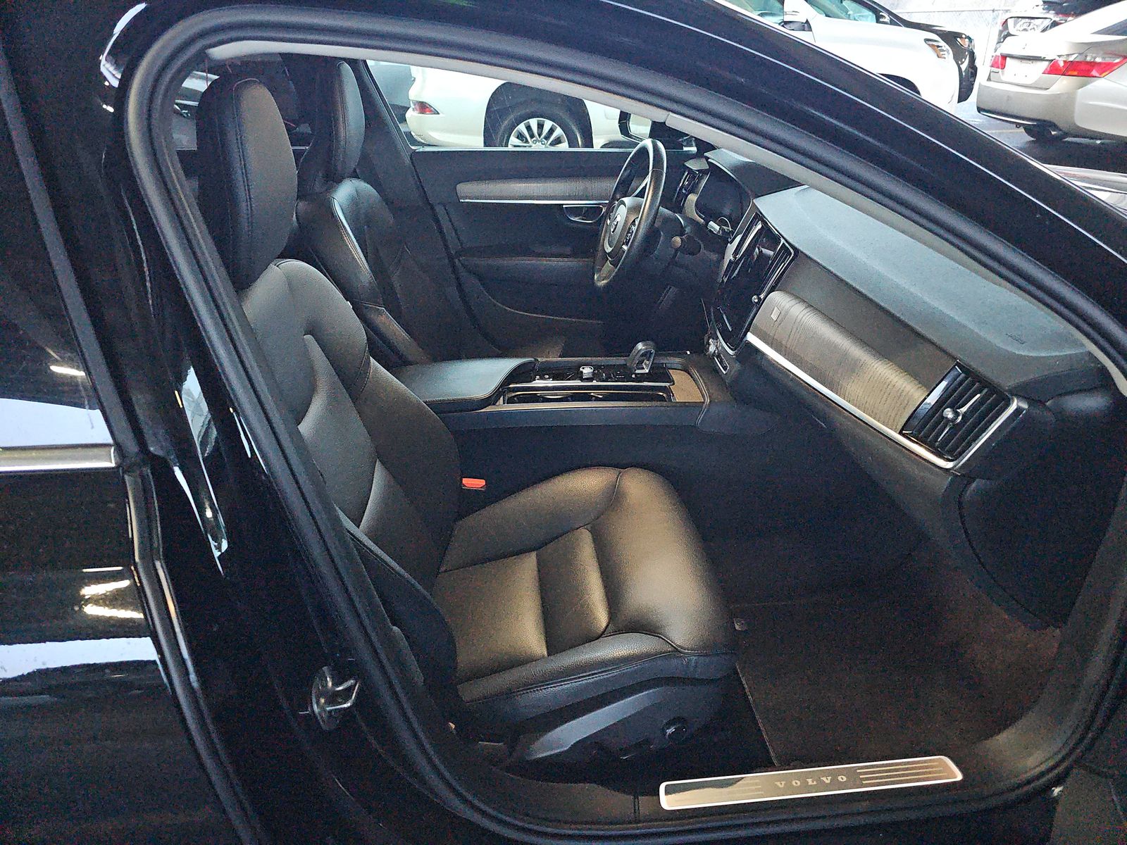 2023 Volvo S90 B6 Plus Bright Theme AWD