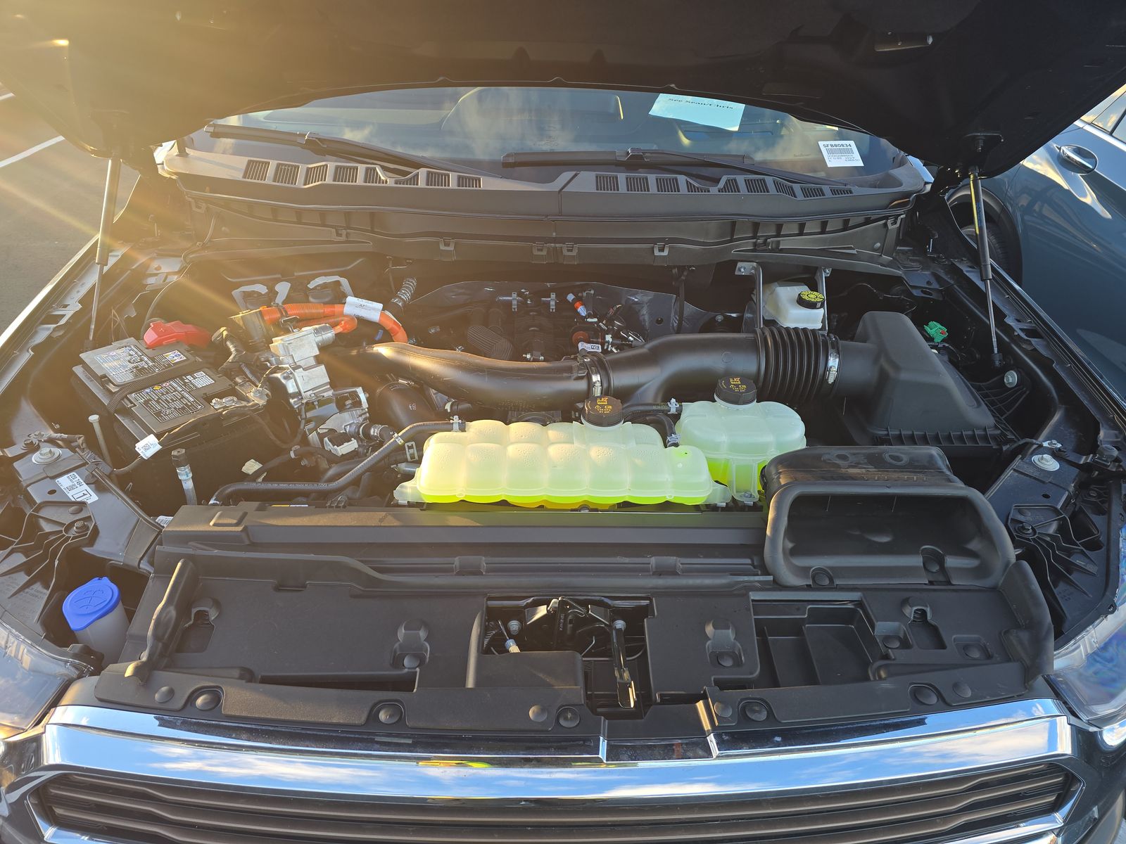 2025 Ford F-150 Hybrid King Ranch AWD