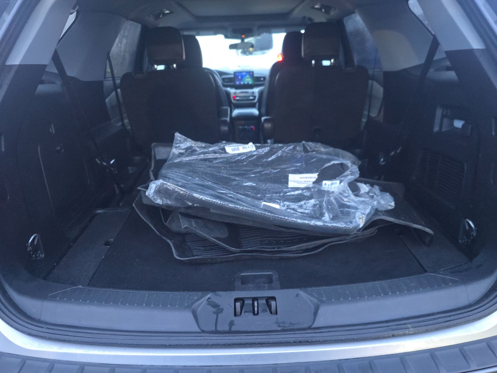 2023 Ford Explorer XLT AWD