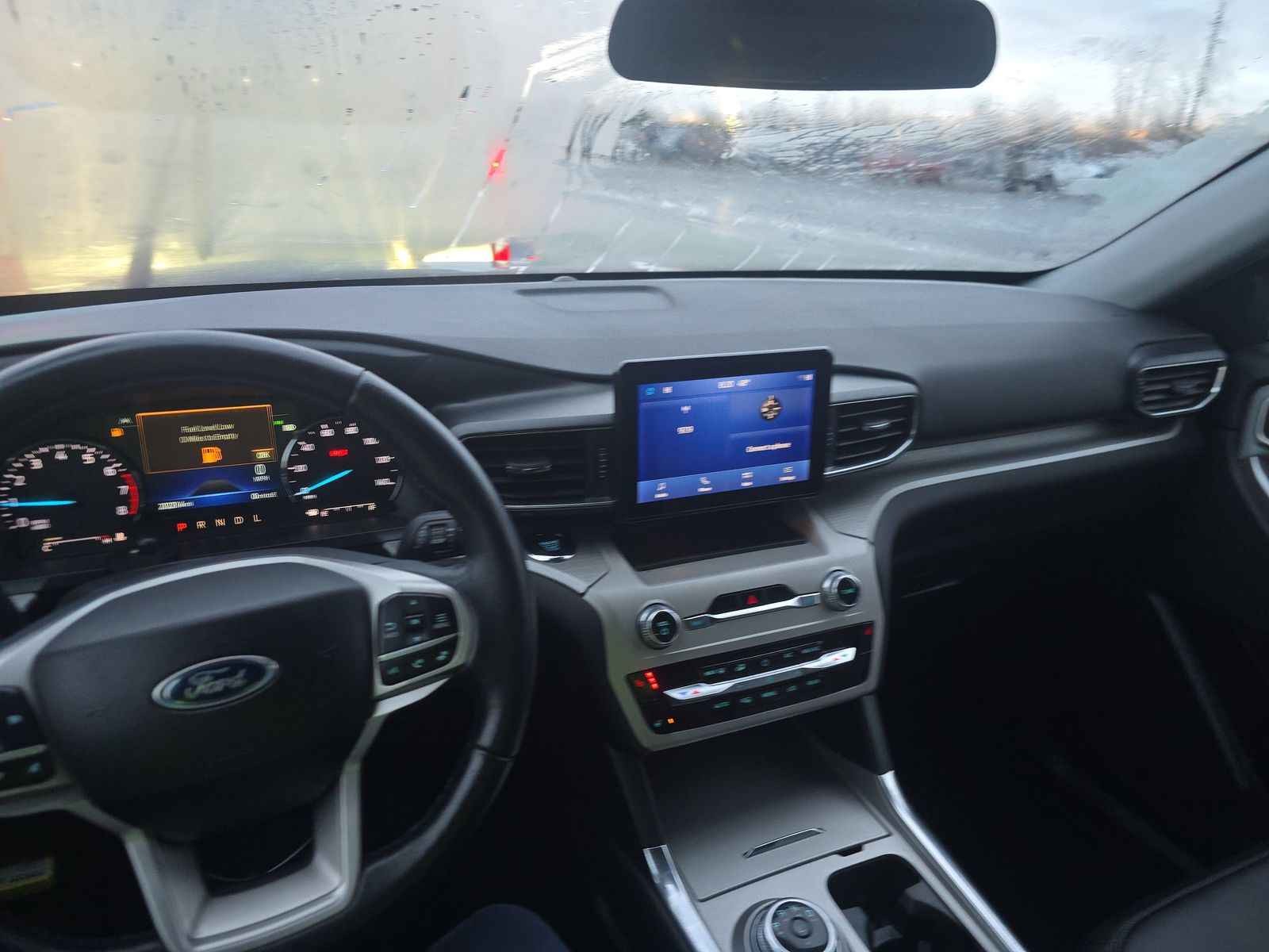 2023 Ford Explorer XLT AWD