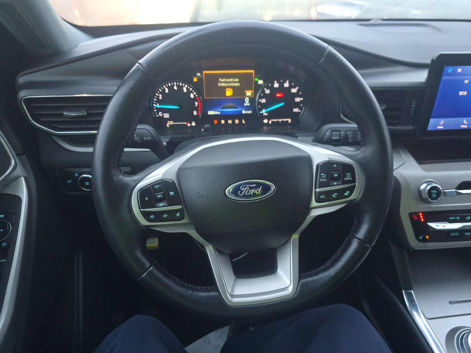 2023 Ford Explorer XLT AWD