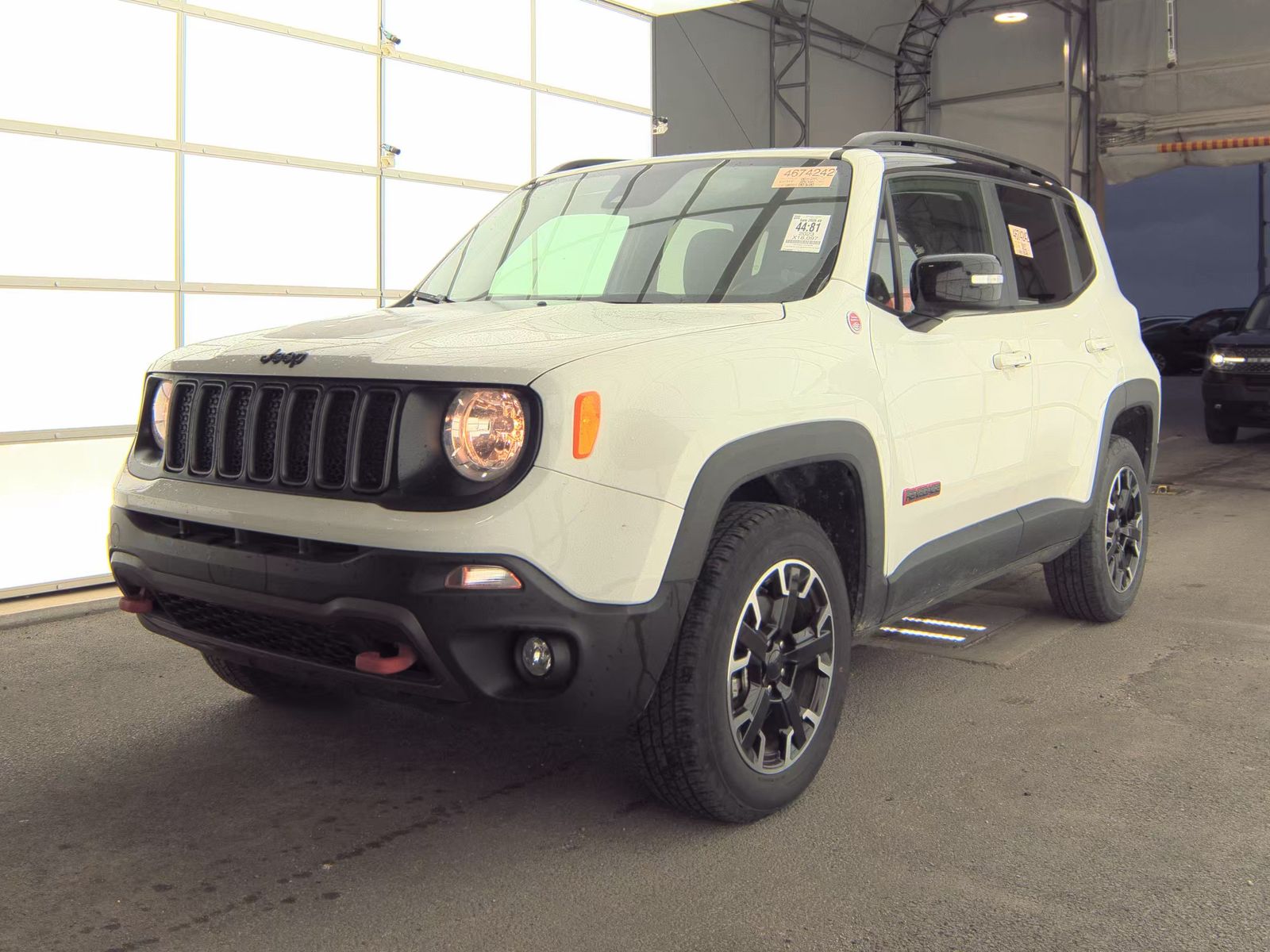 2023 Jeep Renegade Trailhawk AWD
