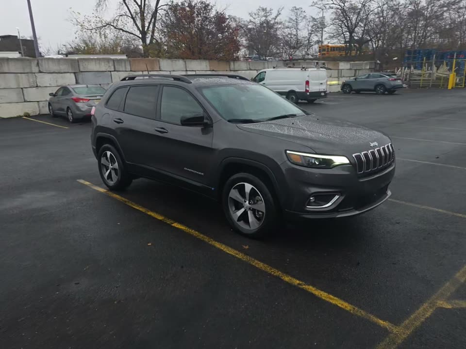 2022 Jeep Cherokee Limited AWD