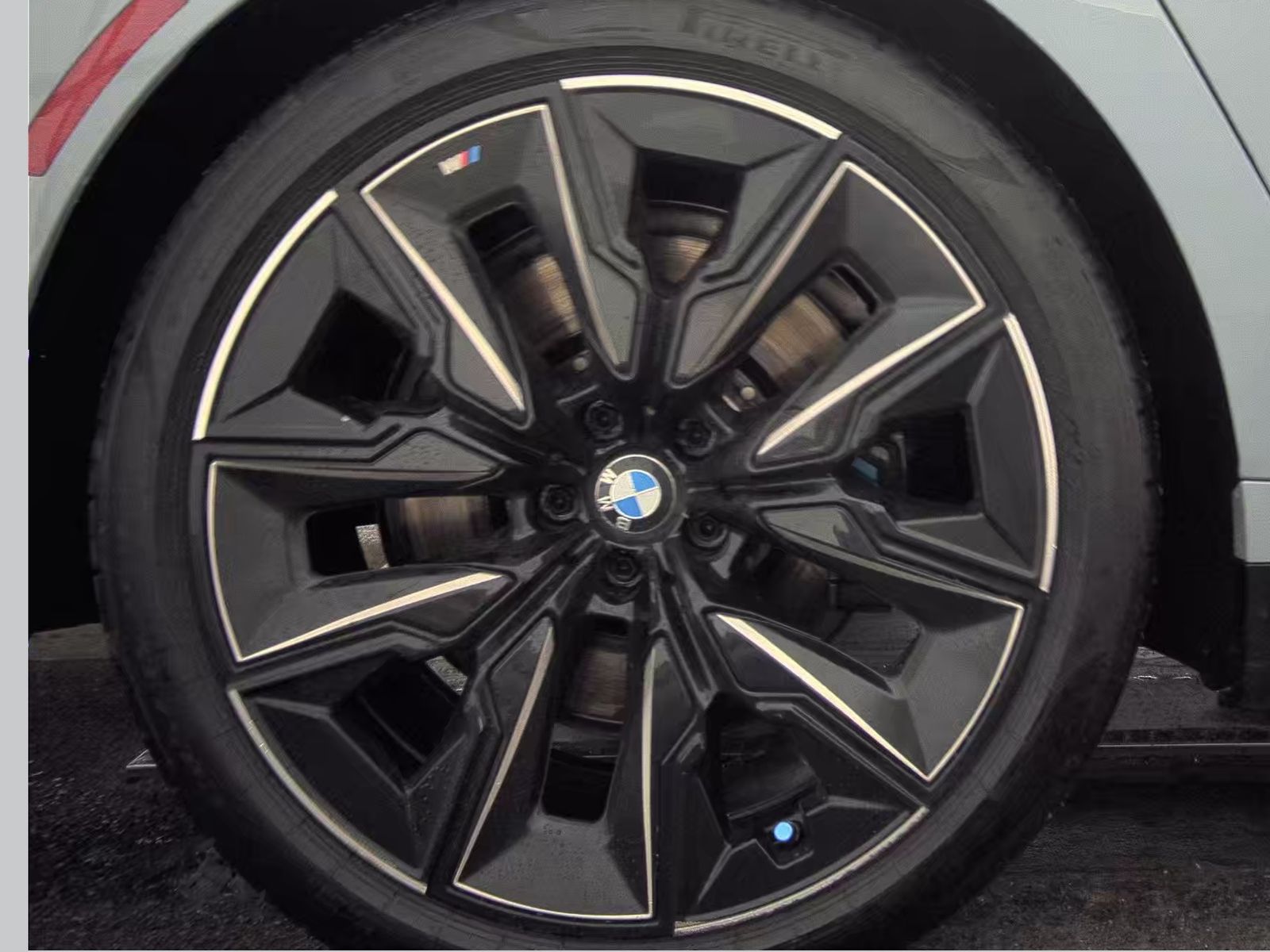 2023 BMW 7 Series 740i RWD