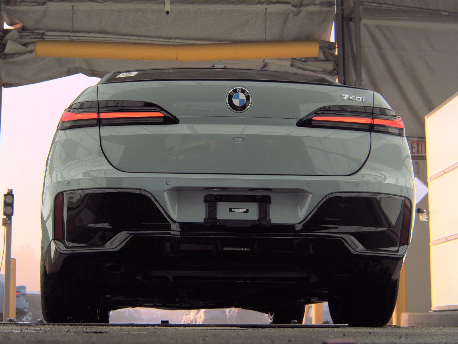 2023 BMW 7 Series 740i RWD