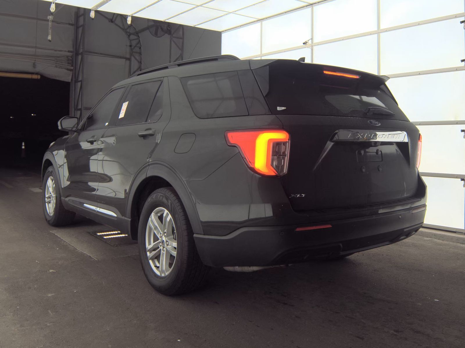 2022 Ford Explorer XLT RWD