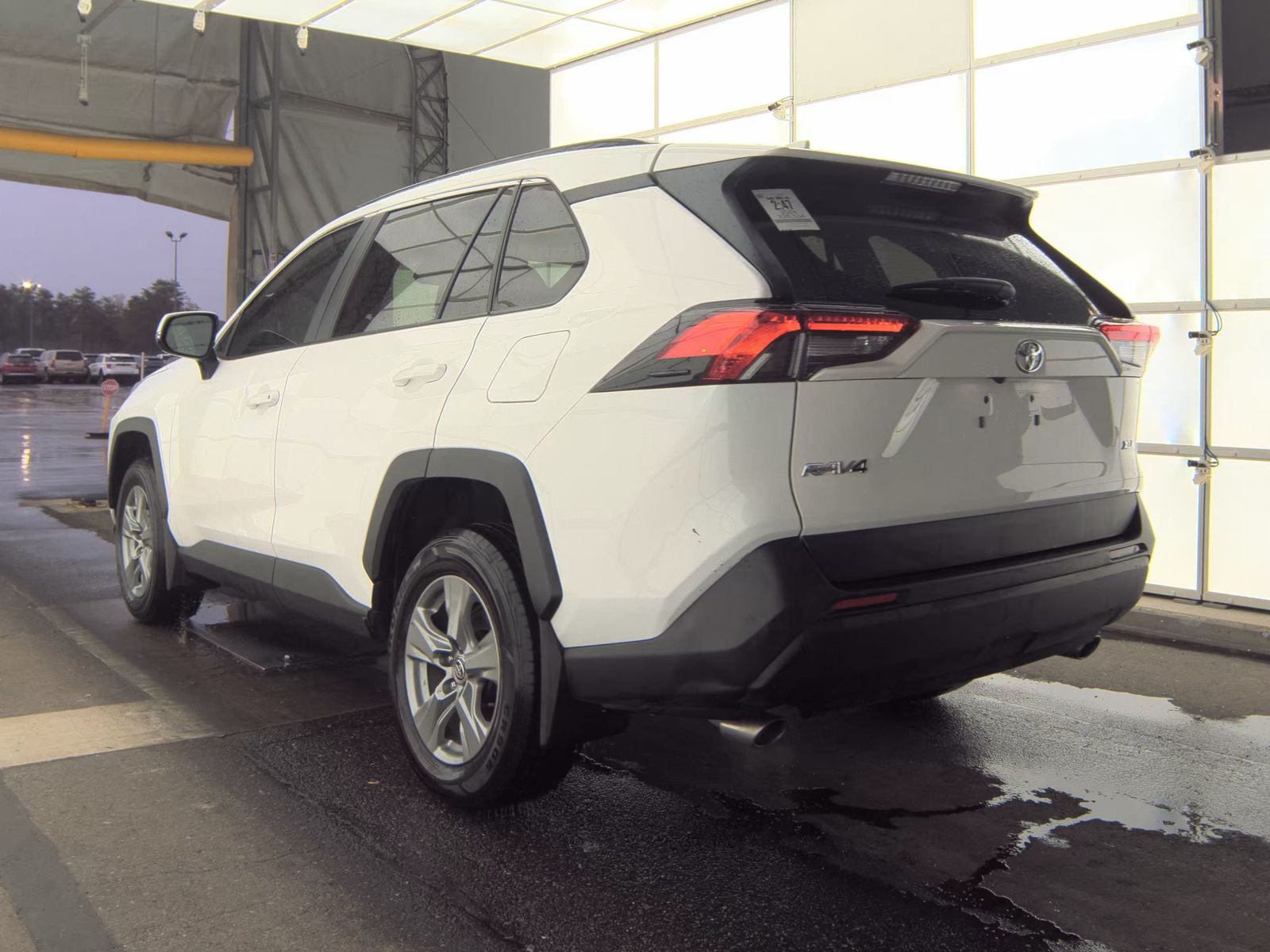 2024 Toyota RAV4 XLE FWD