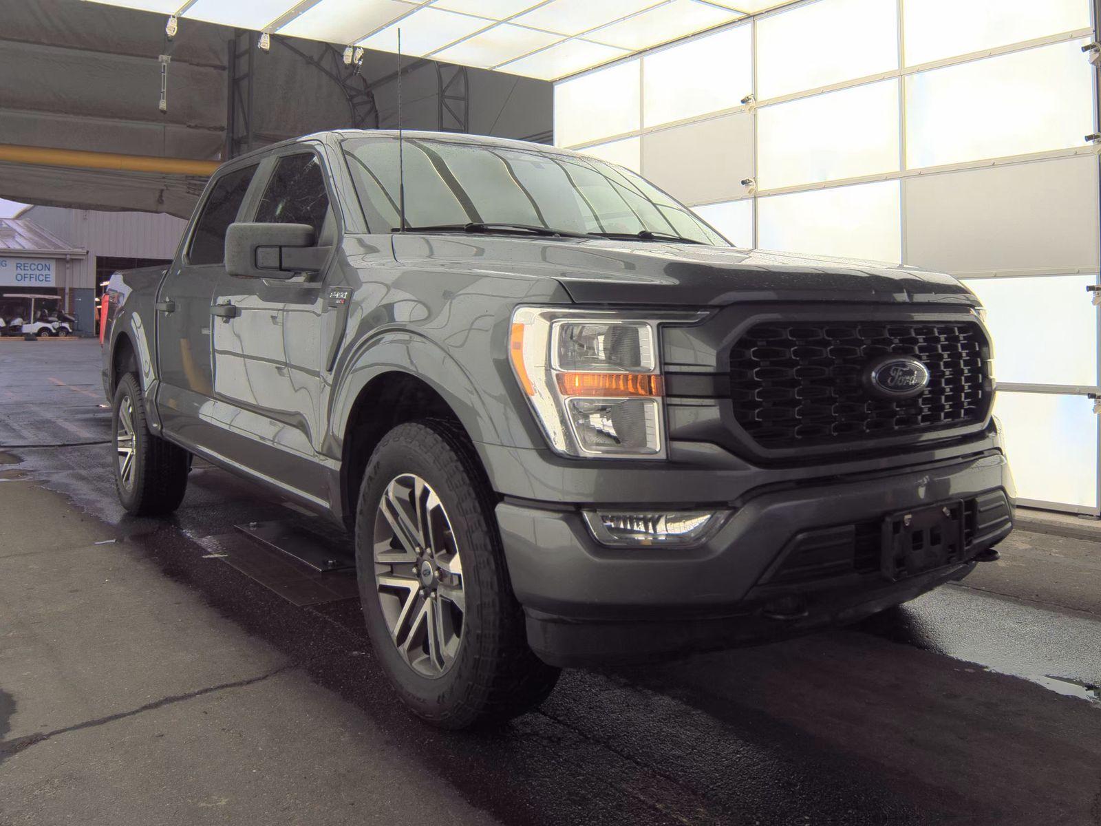 2022 Ford F-150 XL AWD