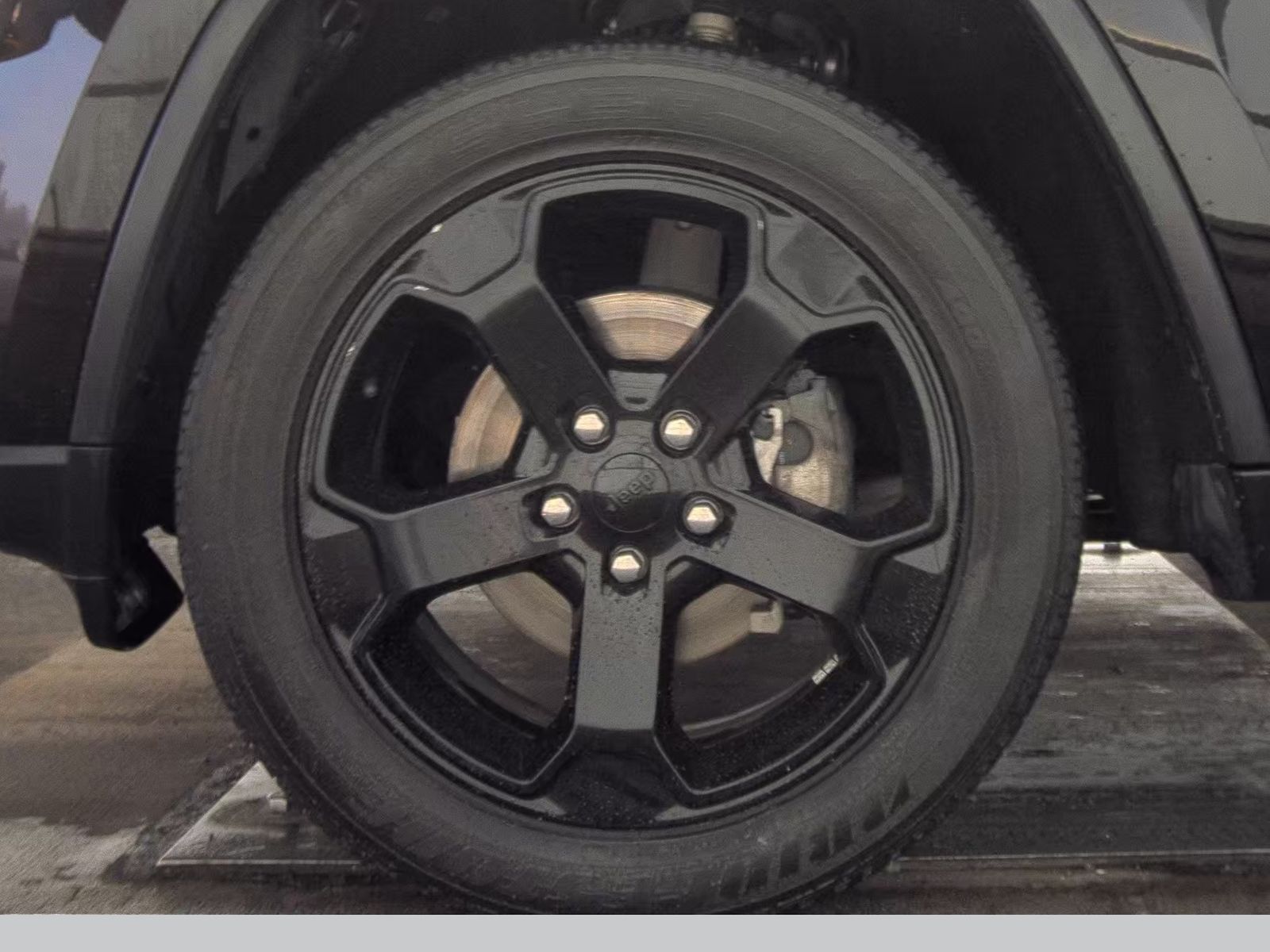 2019 Jeep Grand Cherokee Laredo Upland Edition RWD