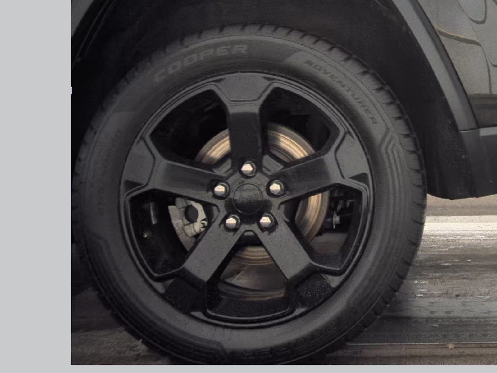 2019 Jeep Grand Cherokee Laredo Upland Edition RWD