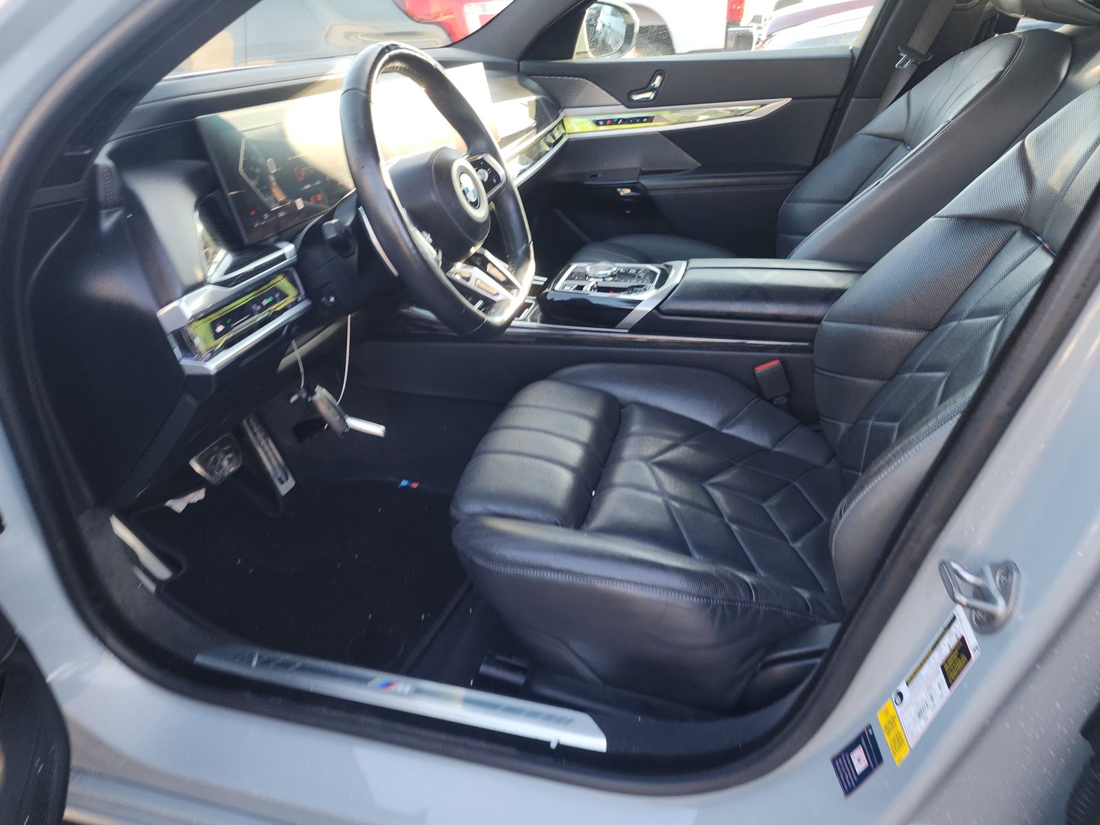 2023 BMW 7 Series 740i RWD