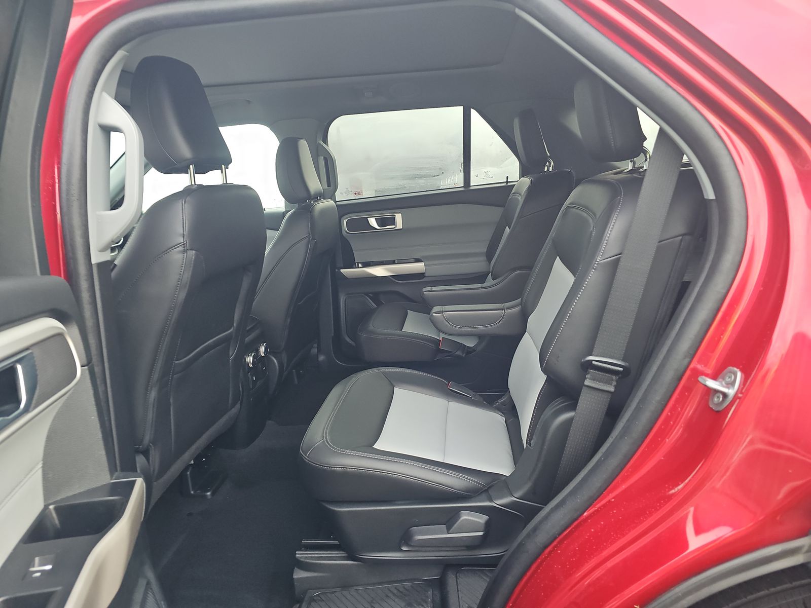 2022 Ford Explorer XLT AWD