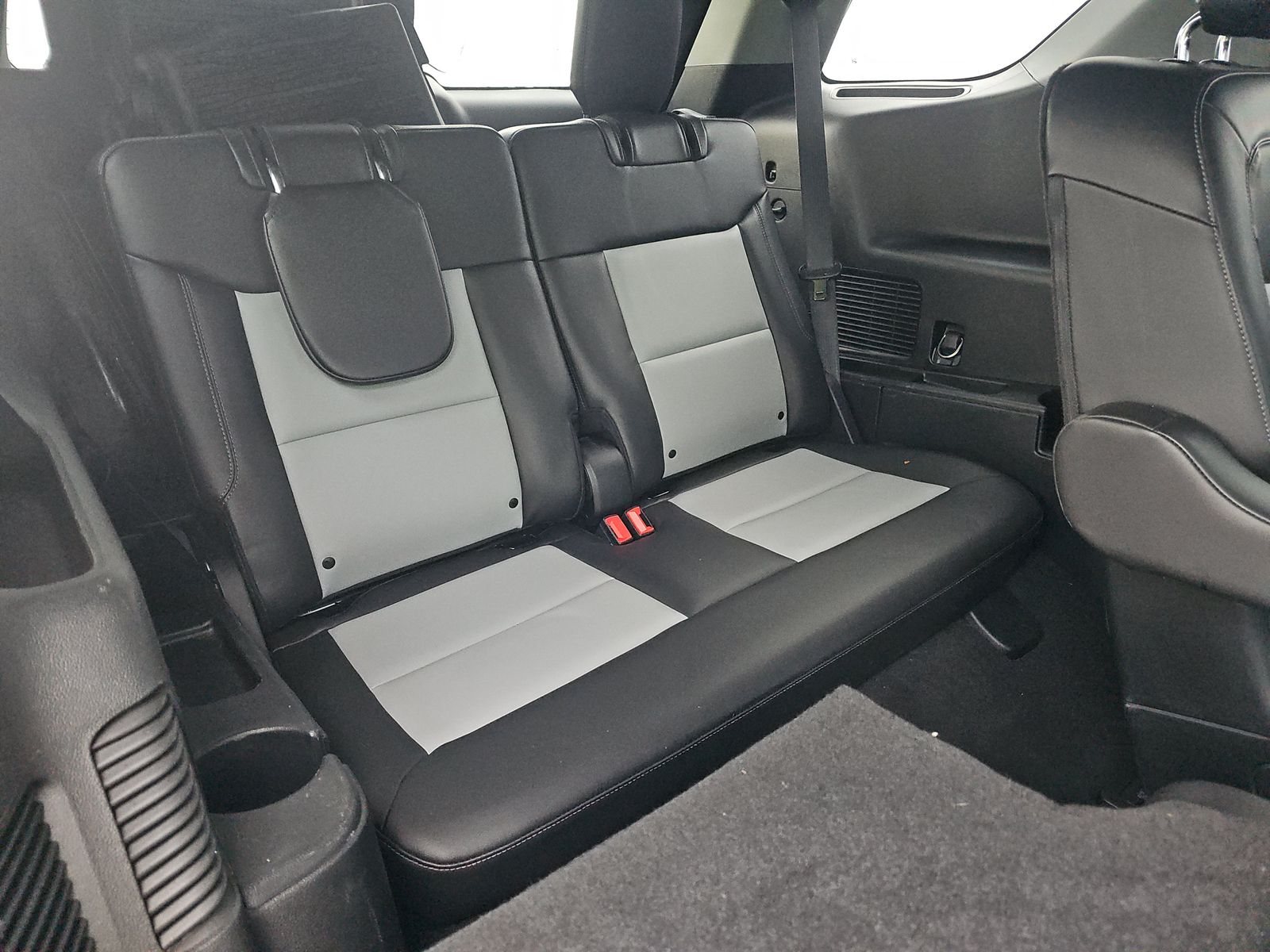 2022 Ford Explorer XLT AWD