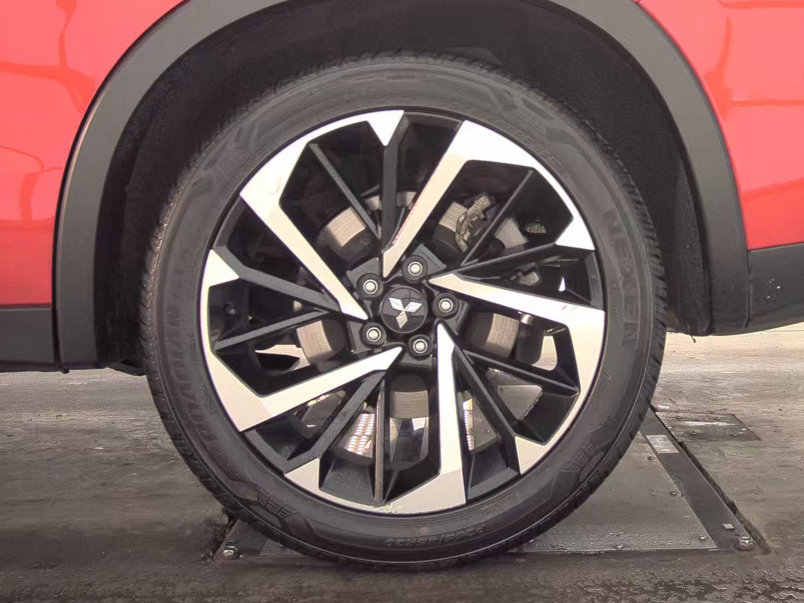 2024 Mitsubishi Outlander SE FWD