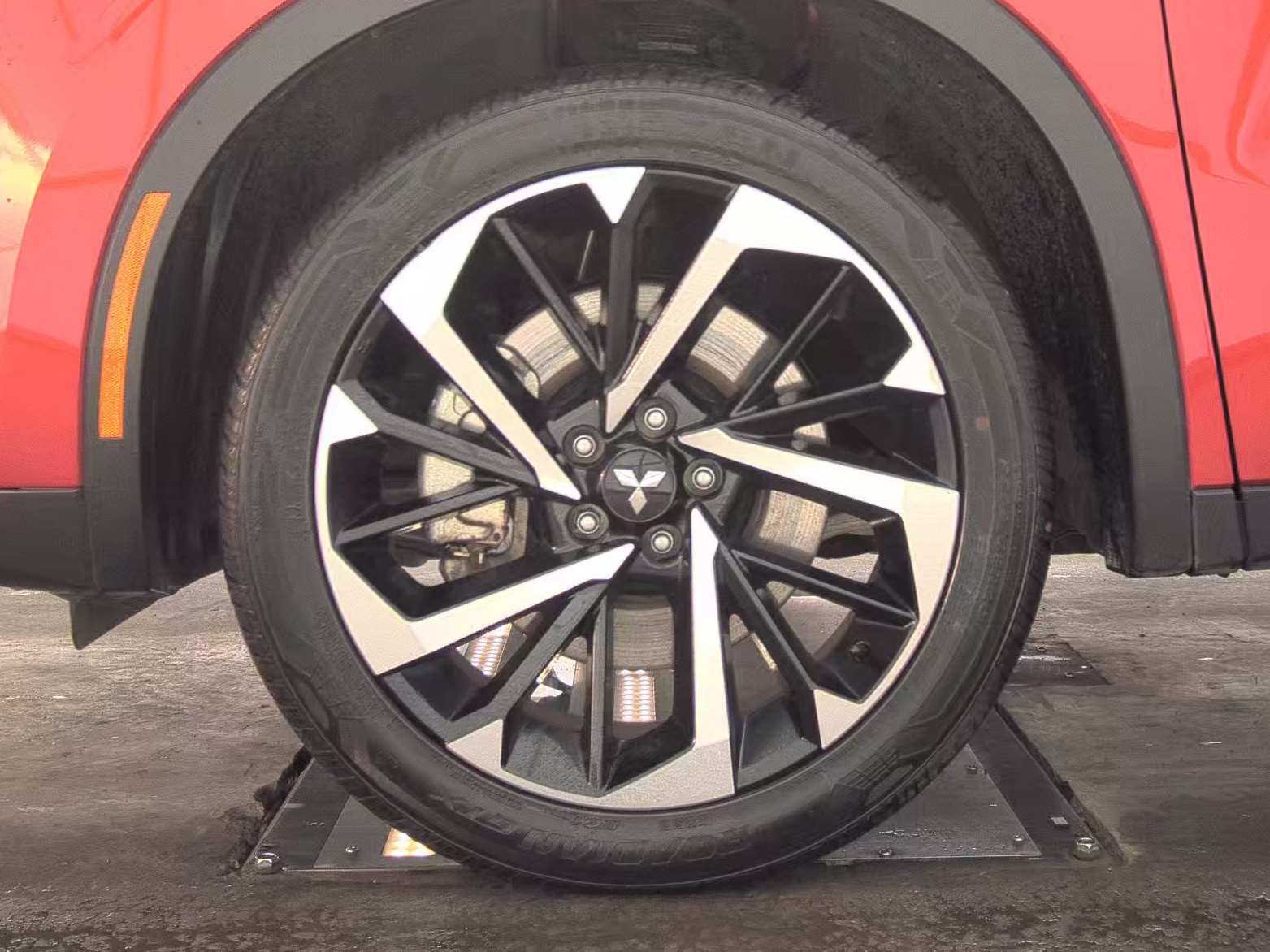 2024 Mitsubishi Outlander SE FWD