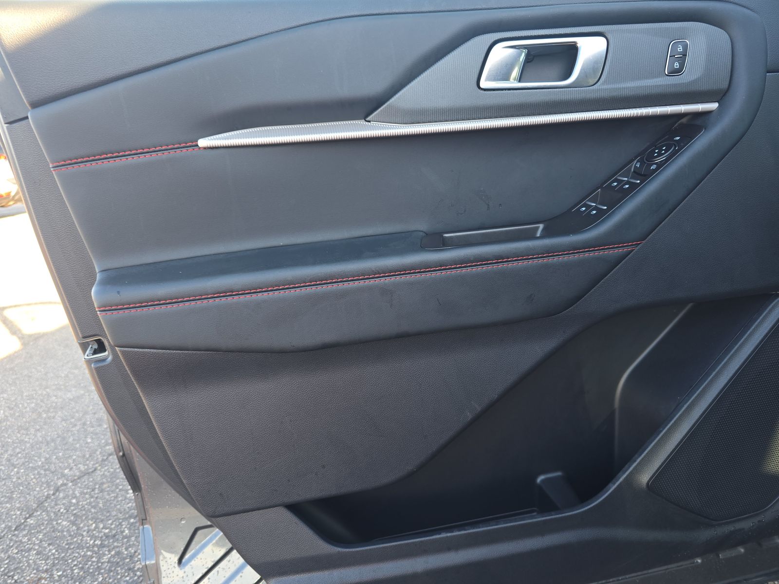 2025 Ford Explorer ST-Line AWD