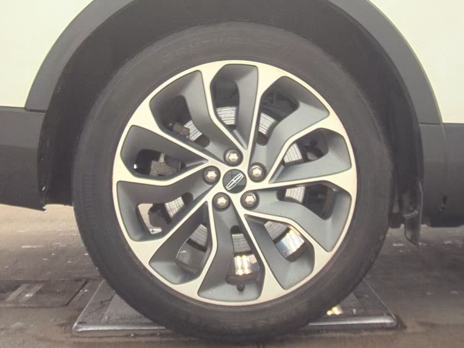 2023 Lincoln Nautilus Reserve AWD