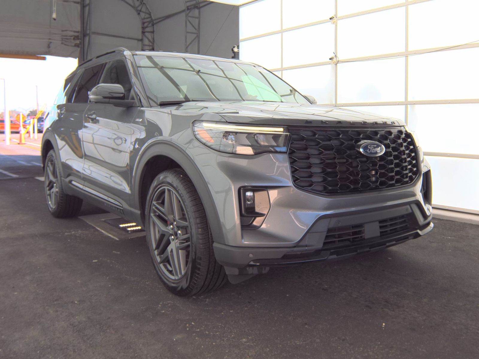 2025 Ford Explorer ST-Line AWD