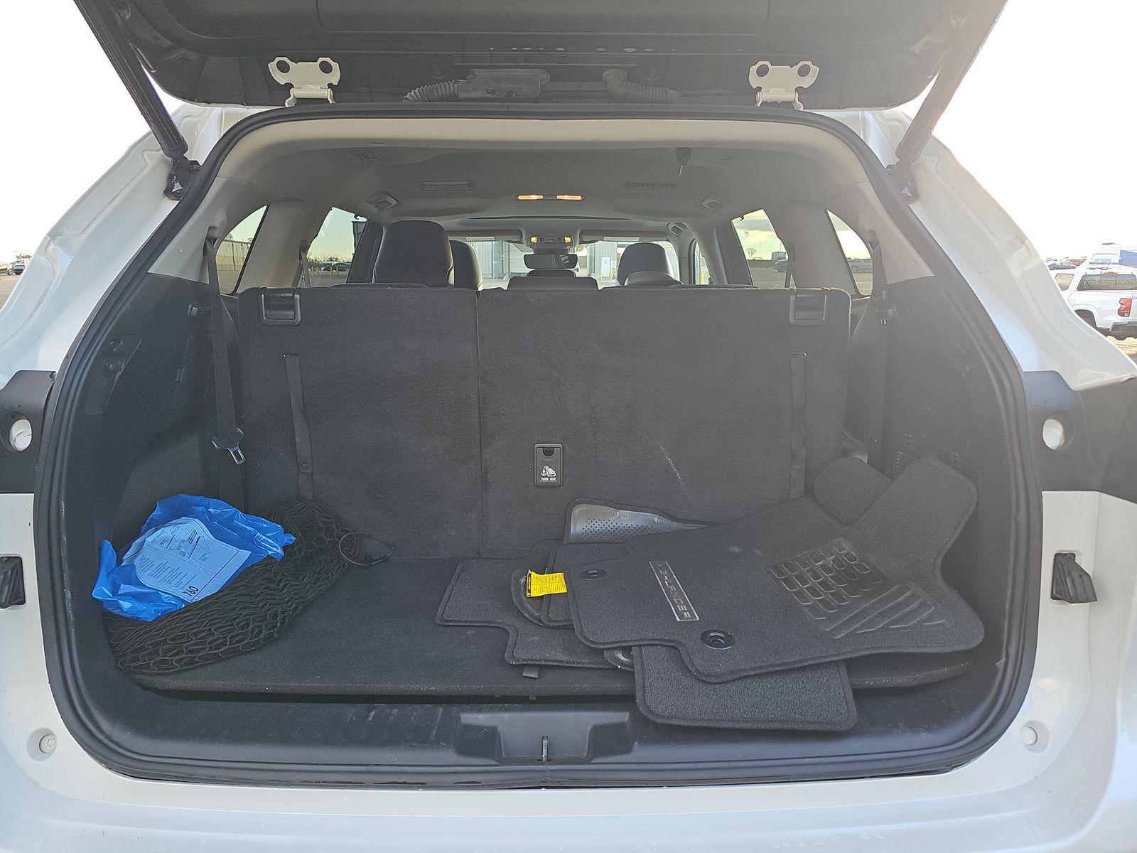 2023 Toyota Highlander XLE FWD