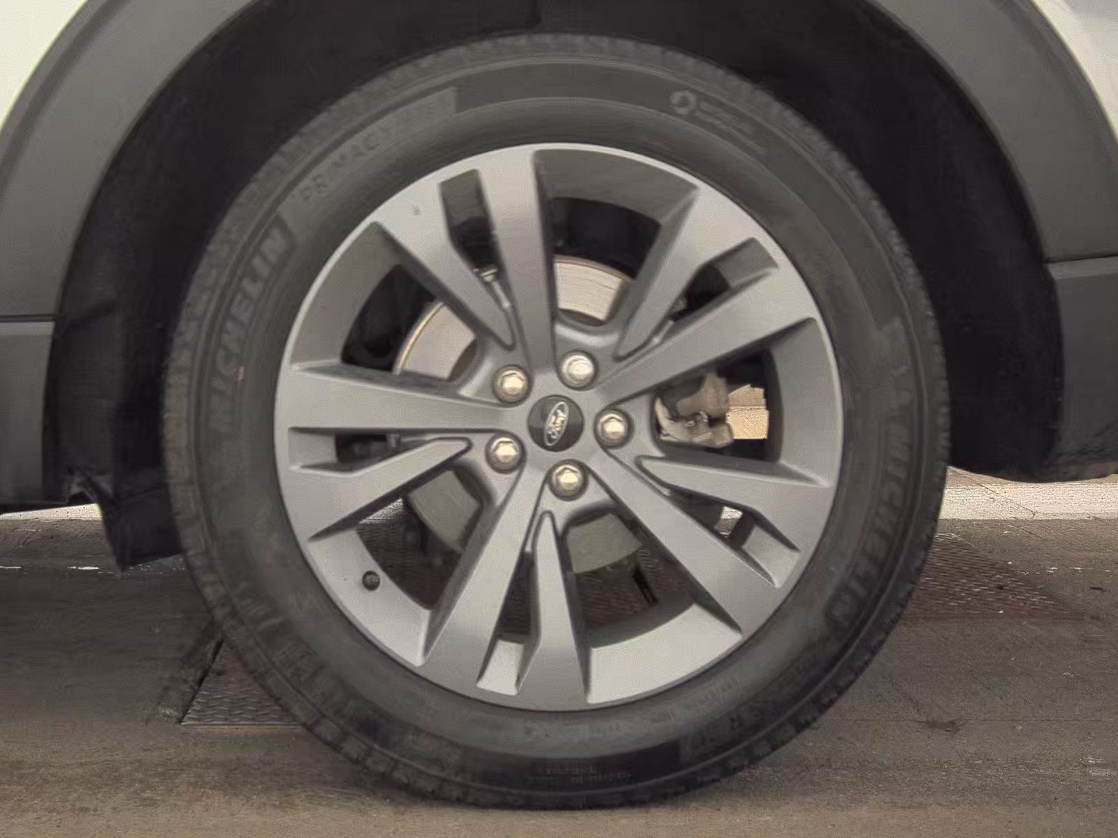 2023 Ford Explorer XLT AWD