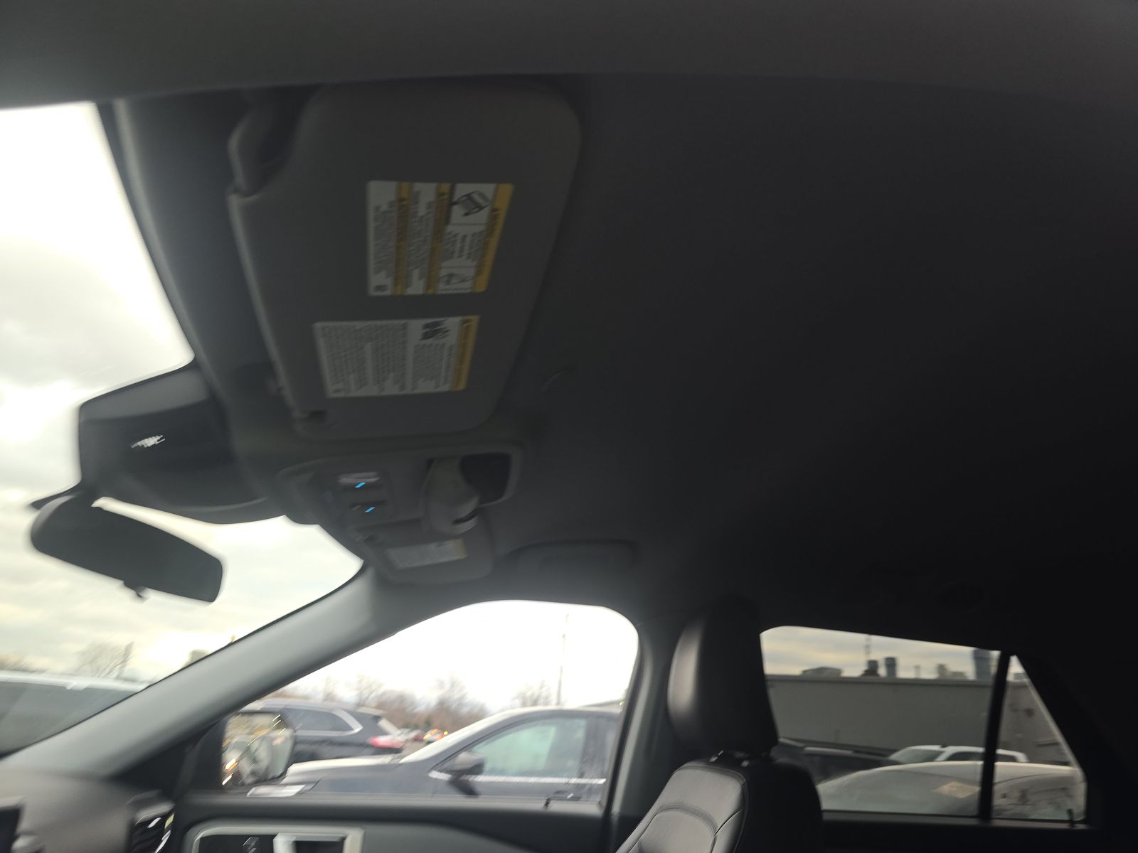 2023 Ford Explorer XLT AWD