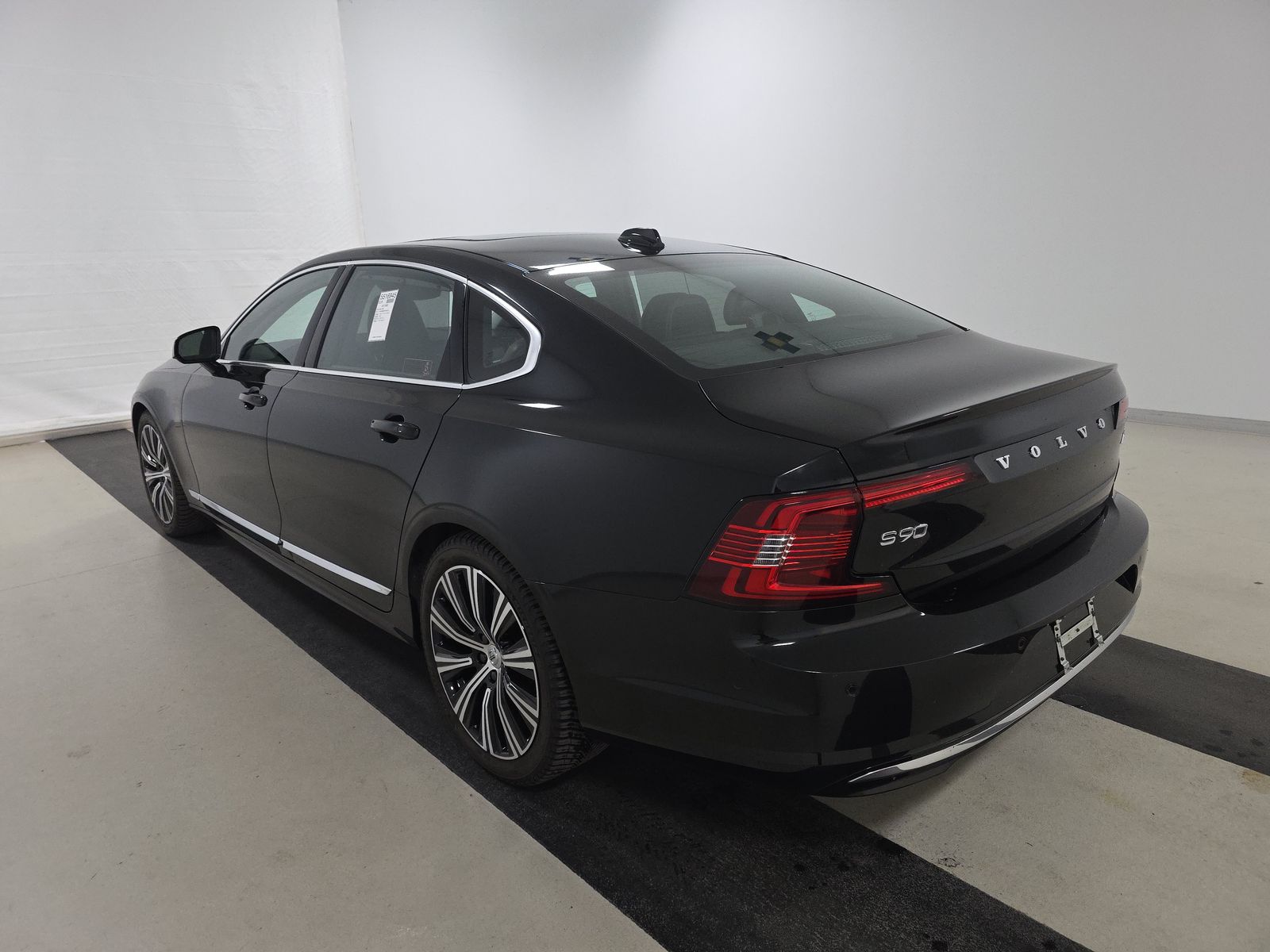2023 Volvo S90 B6 Plus AWD