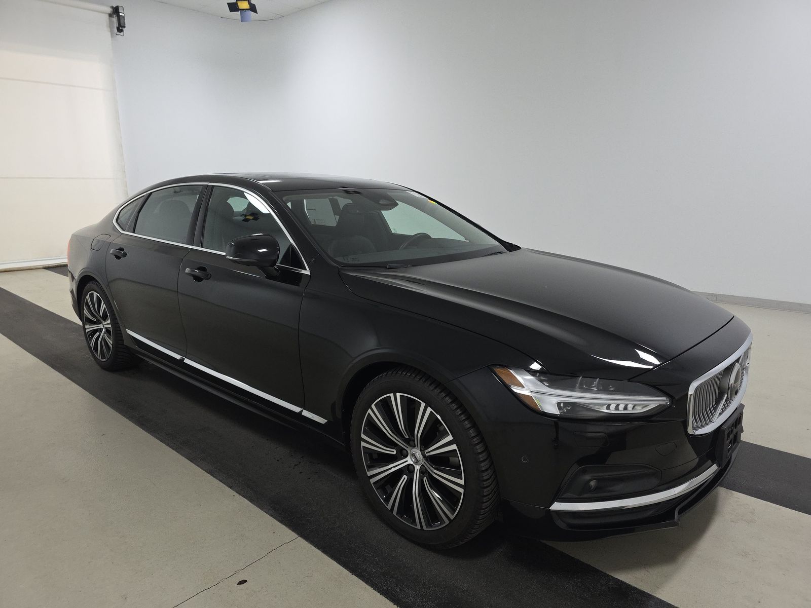 2023 Volvo S90 B6 Plus AWD