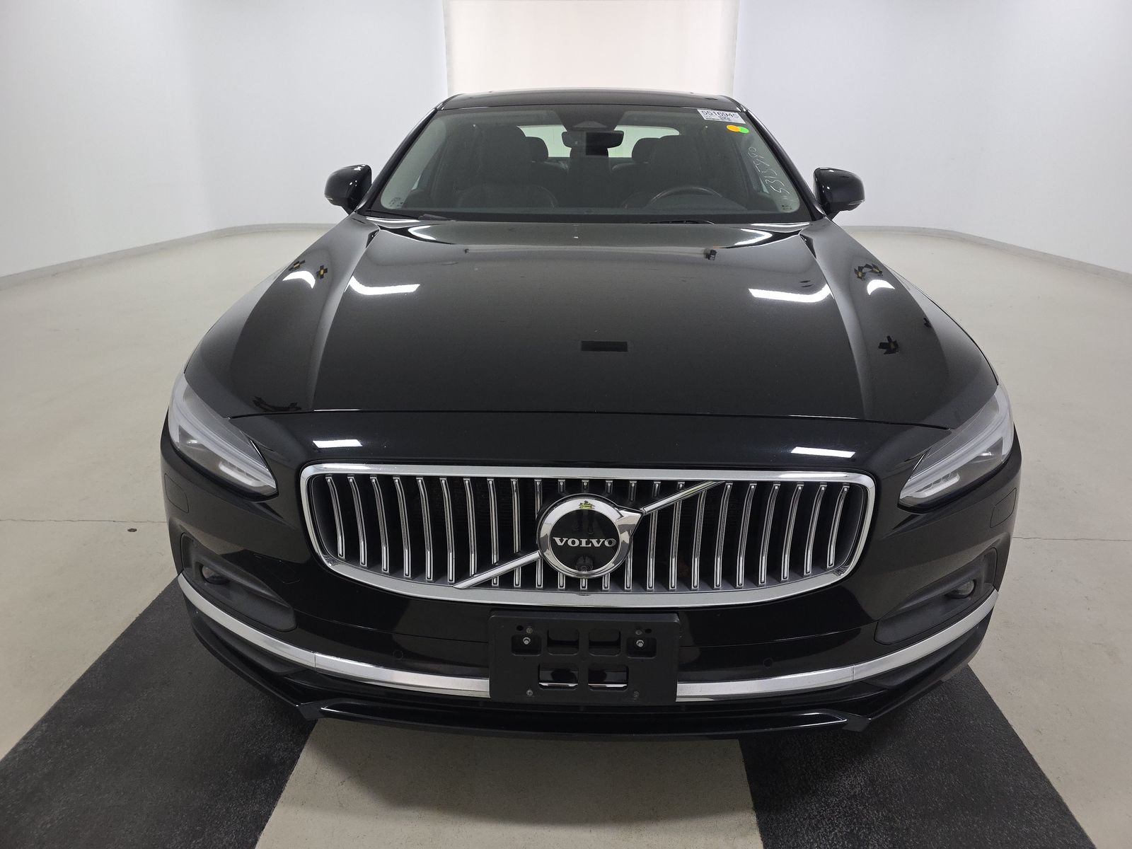 2023 Volvo S90 B6 Plus AWD
