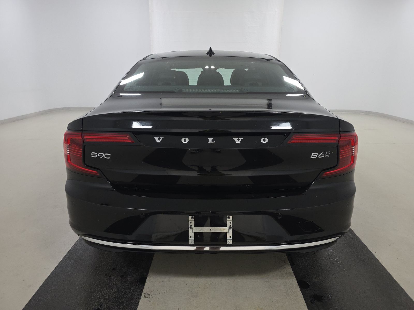 2023 Volvo S90 B6 Plus AWD