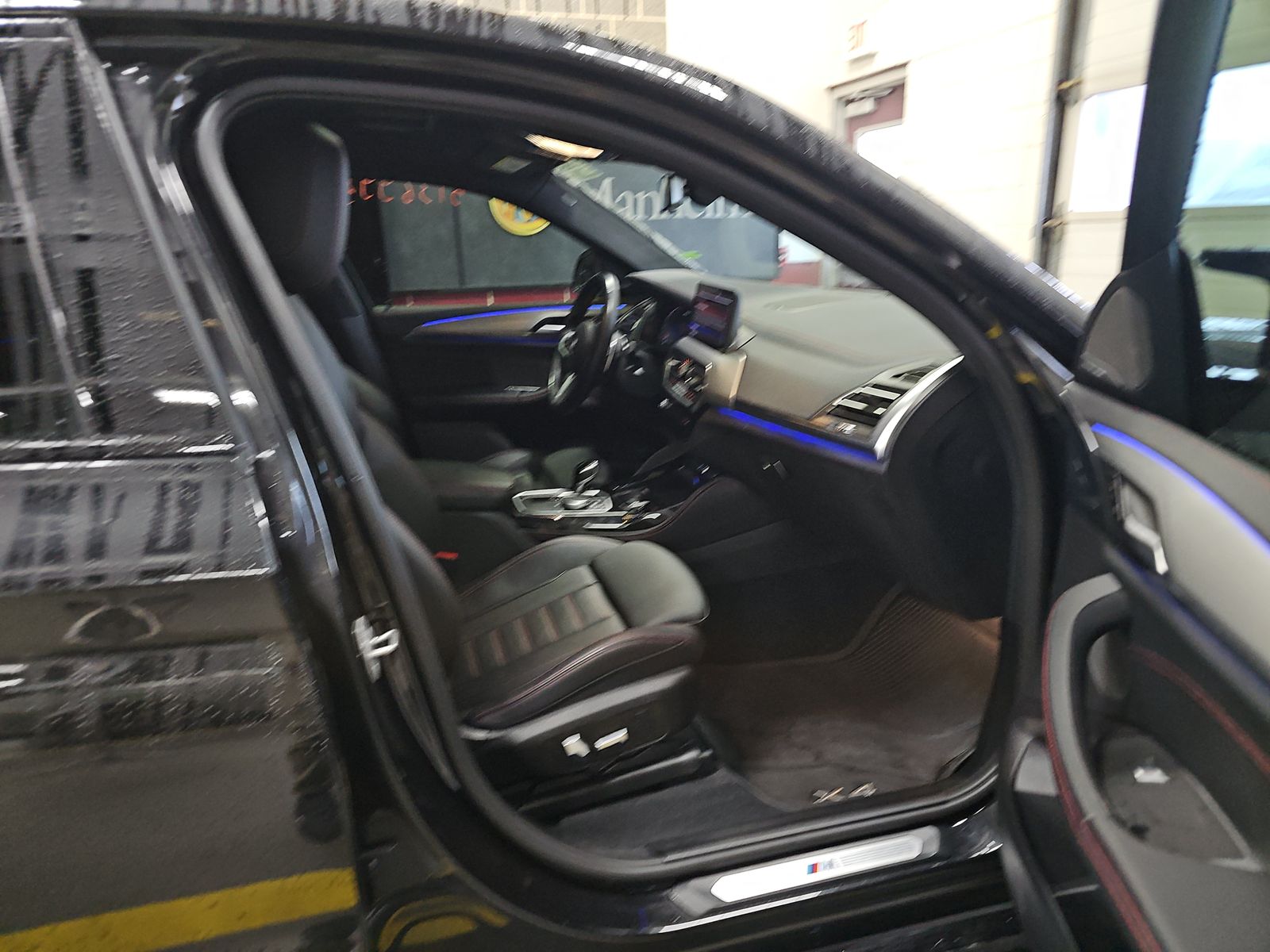 2023 BMW X4 M40i AWD