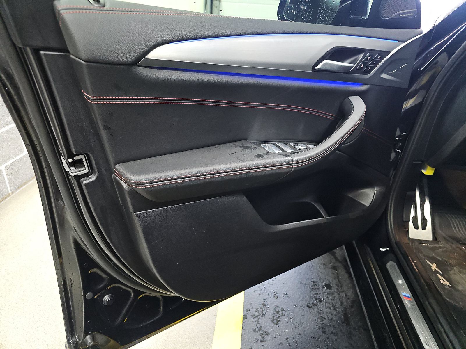 2023 BMW X4 M40i AWD