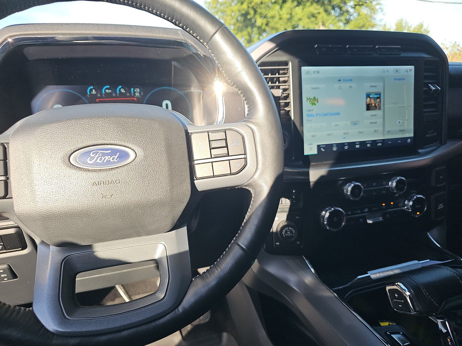 2023 Ford F-150 Lariat AWD