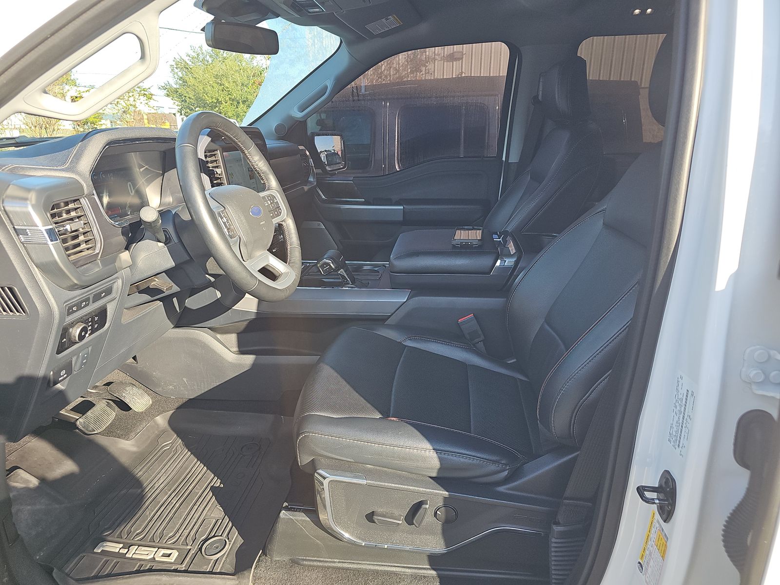 2023 Ford F-150 Lariat AWD