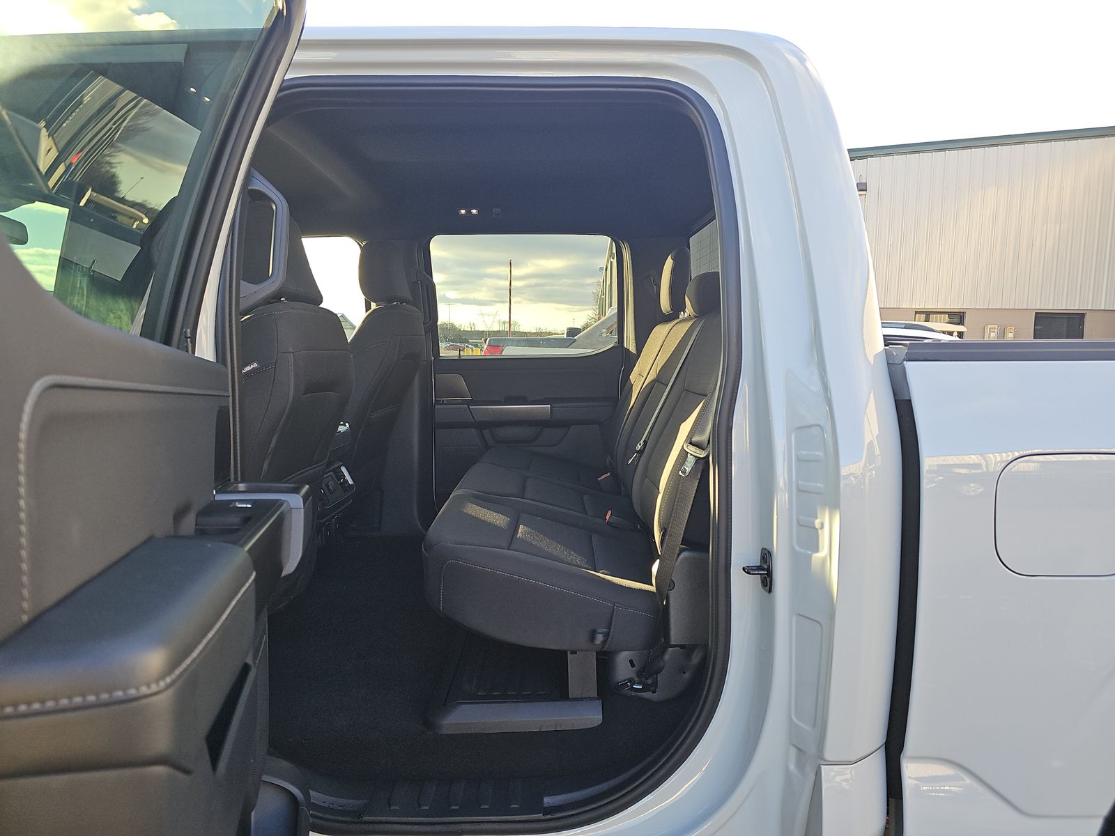 2024 Ford F-150 Hybrid XLT AWD