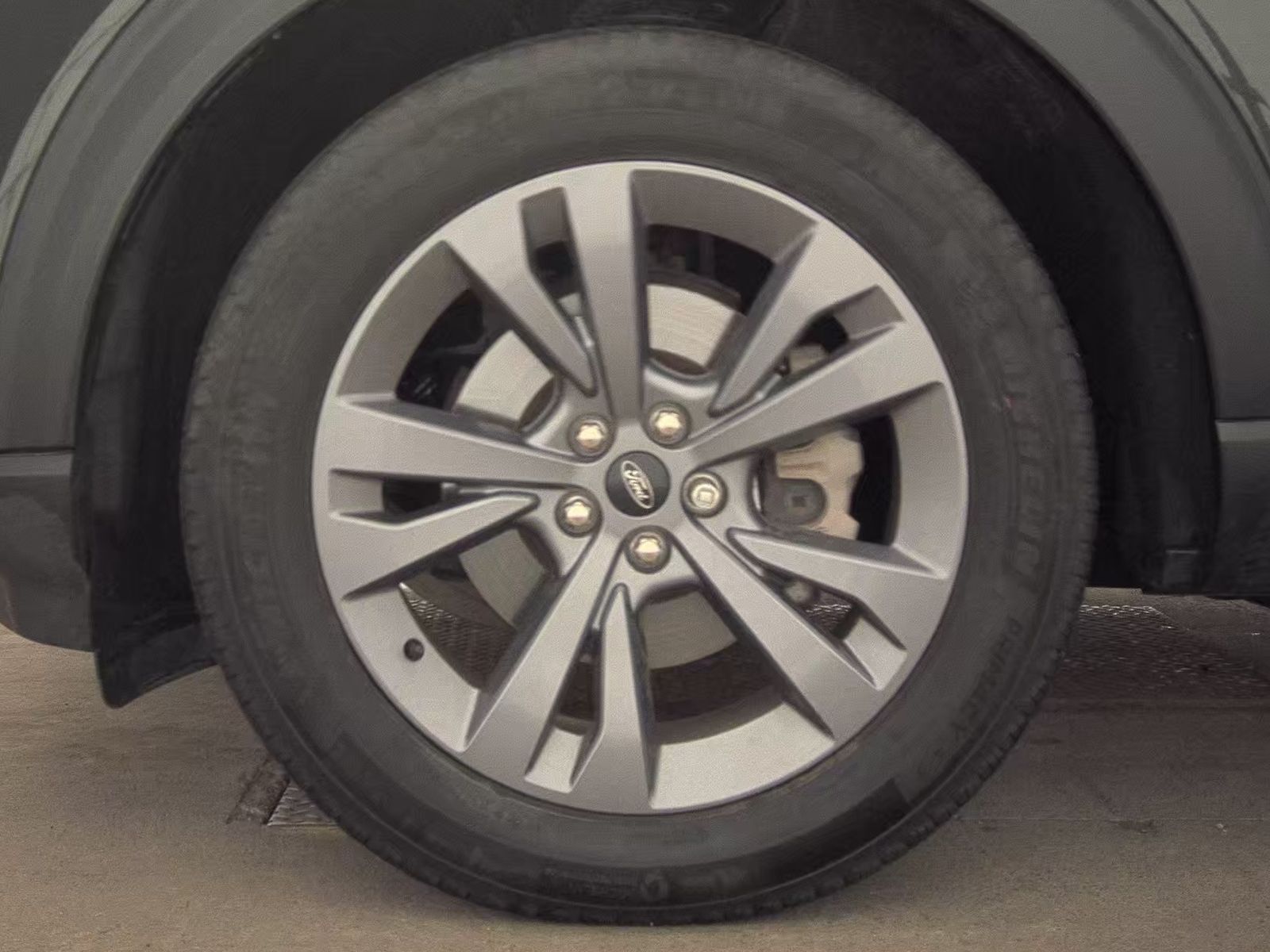 2023 Ford Explorer XLT AWD