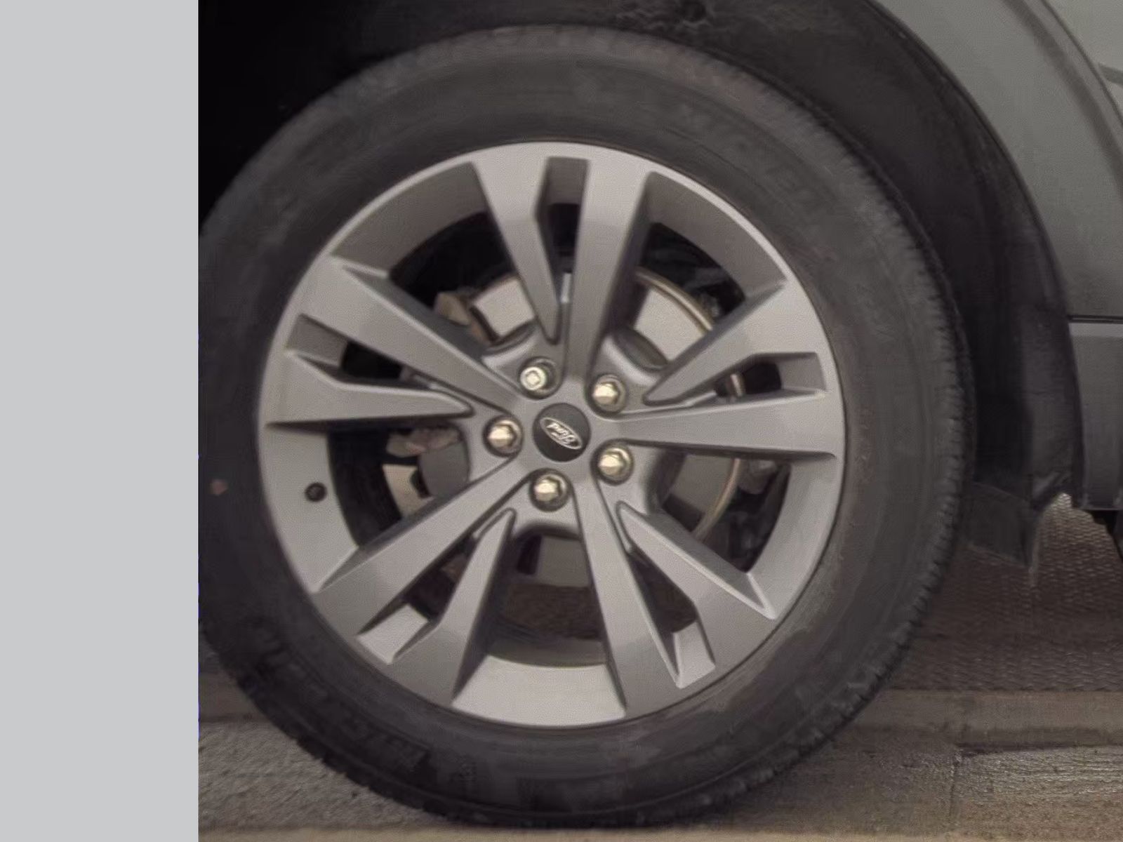 2023 Ford Explorer XLT AWD