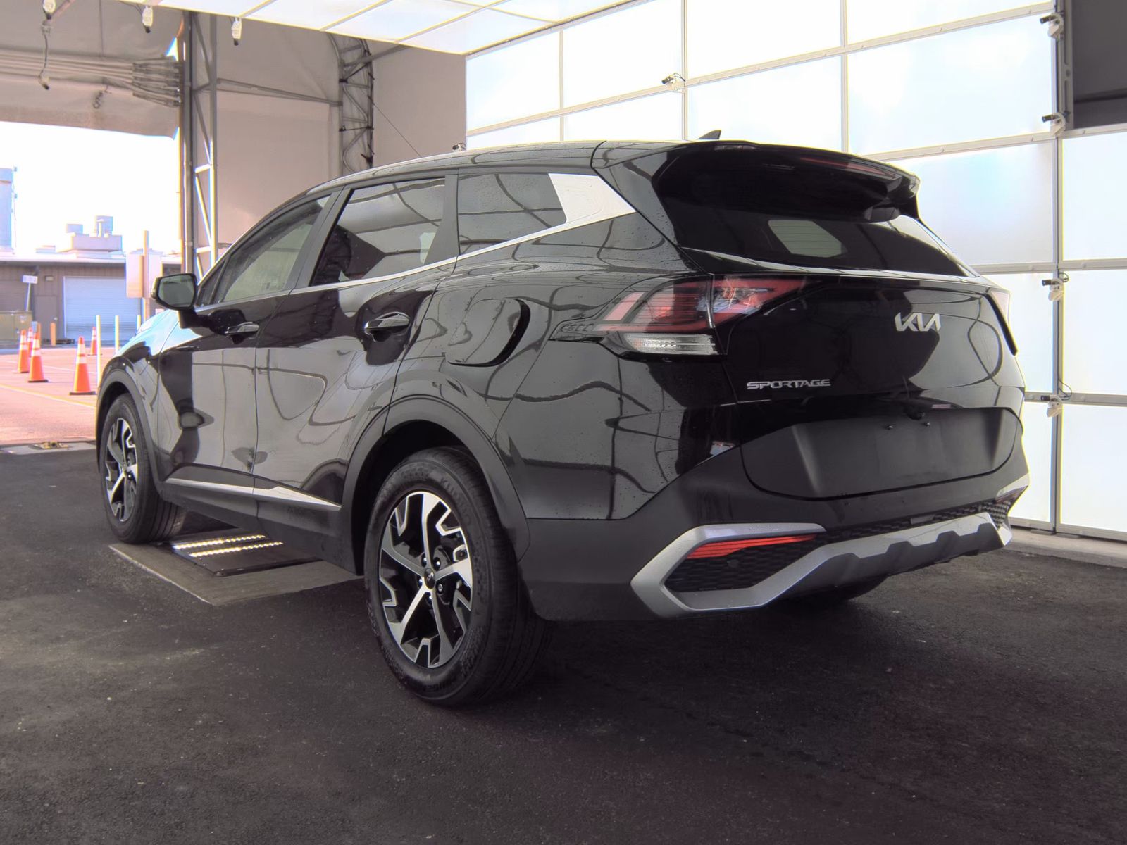 2025 Kia Sportage EX FWD