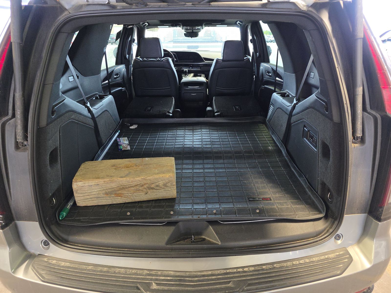 2023 Cadillac Escalade Sport AWD