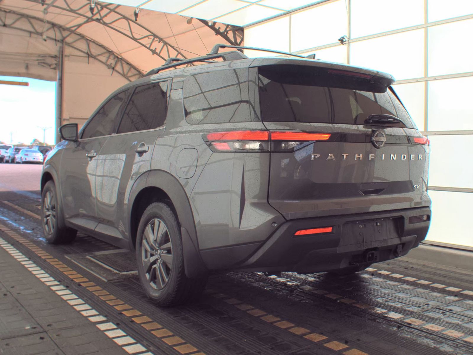 2022 Nissan Pathfinder SV FWD