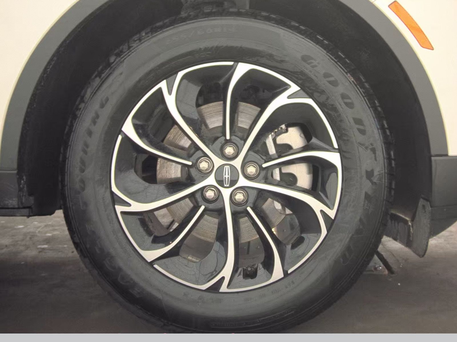 2025 Lincoln Nautilus Premiere AWD