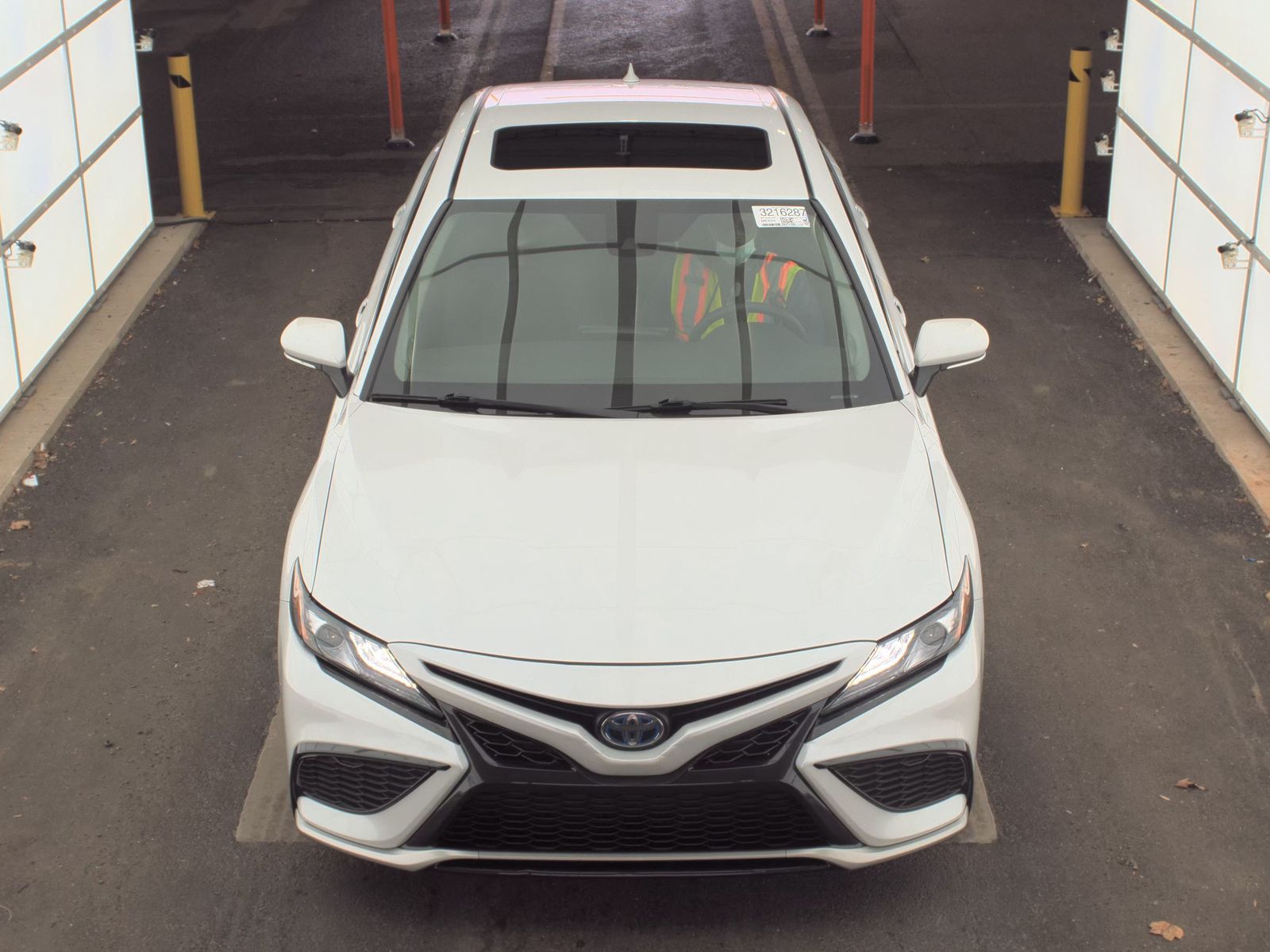 2024 Toyota Camry Hybrid XSE FWD