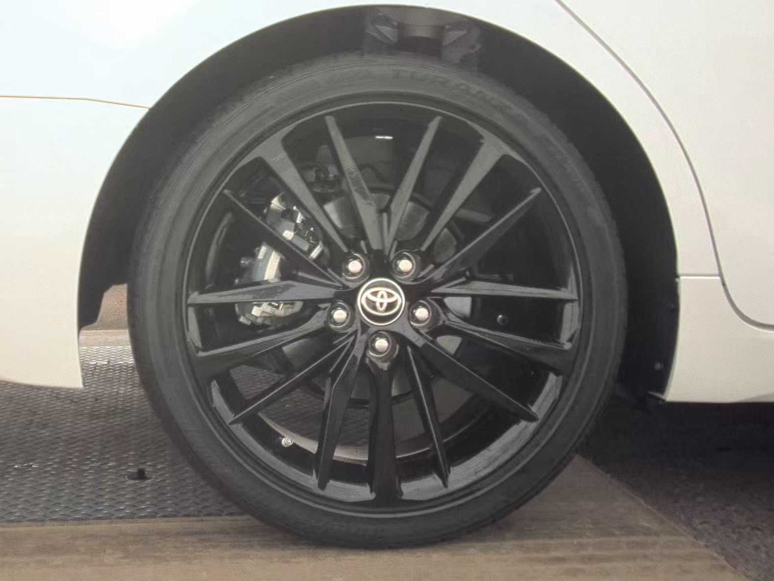 2024 Toyota Camry Hybrid XSE FWD