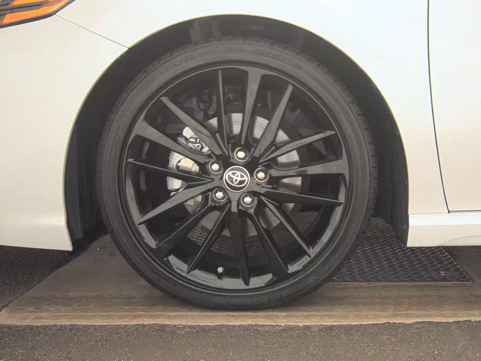 2024 Toyota Camry Hybrid XSE FWD