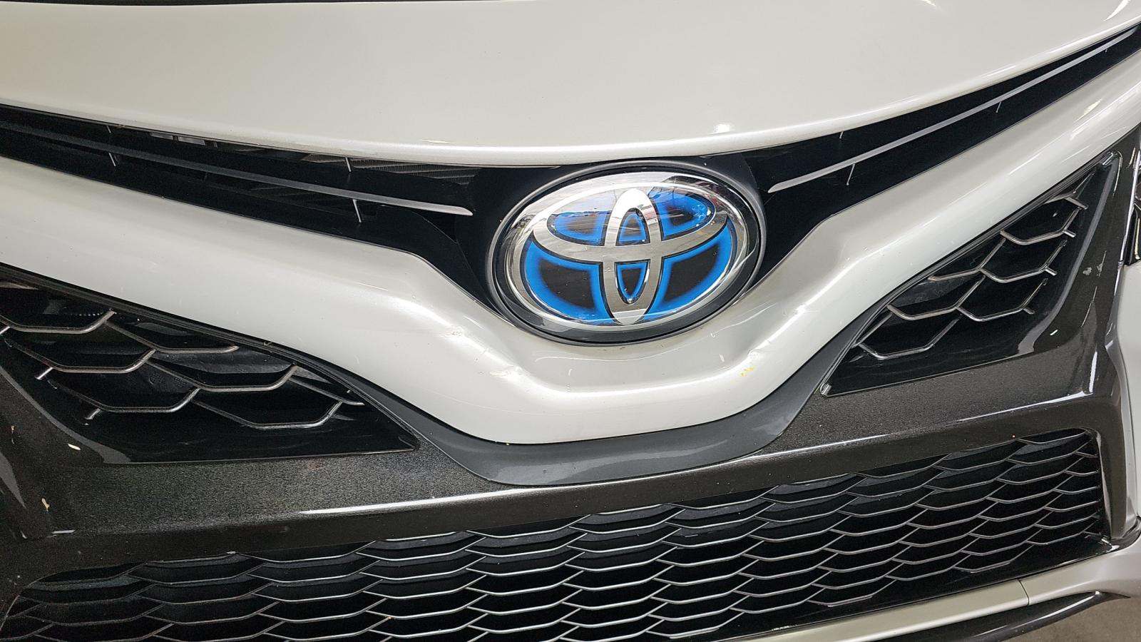 2024 Toyota Camry Hybrid XSE FWD