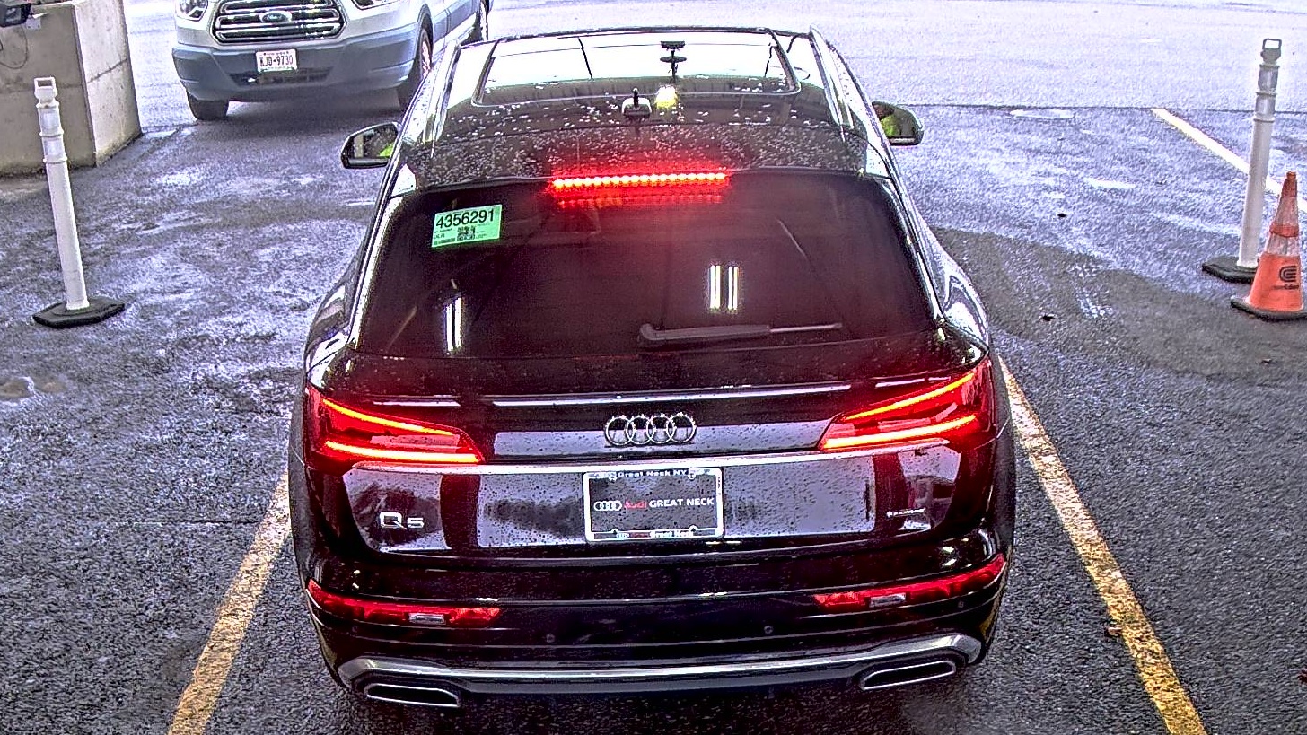 2022 Audi Q5 S line Premium AWD