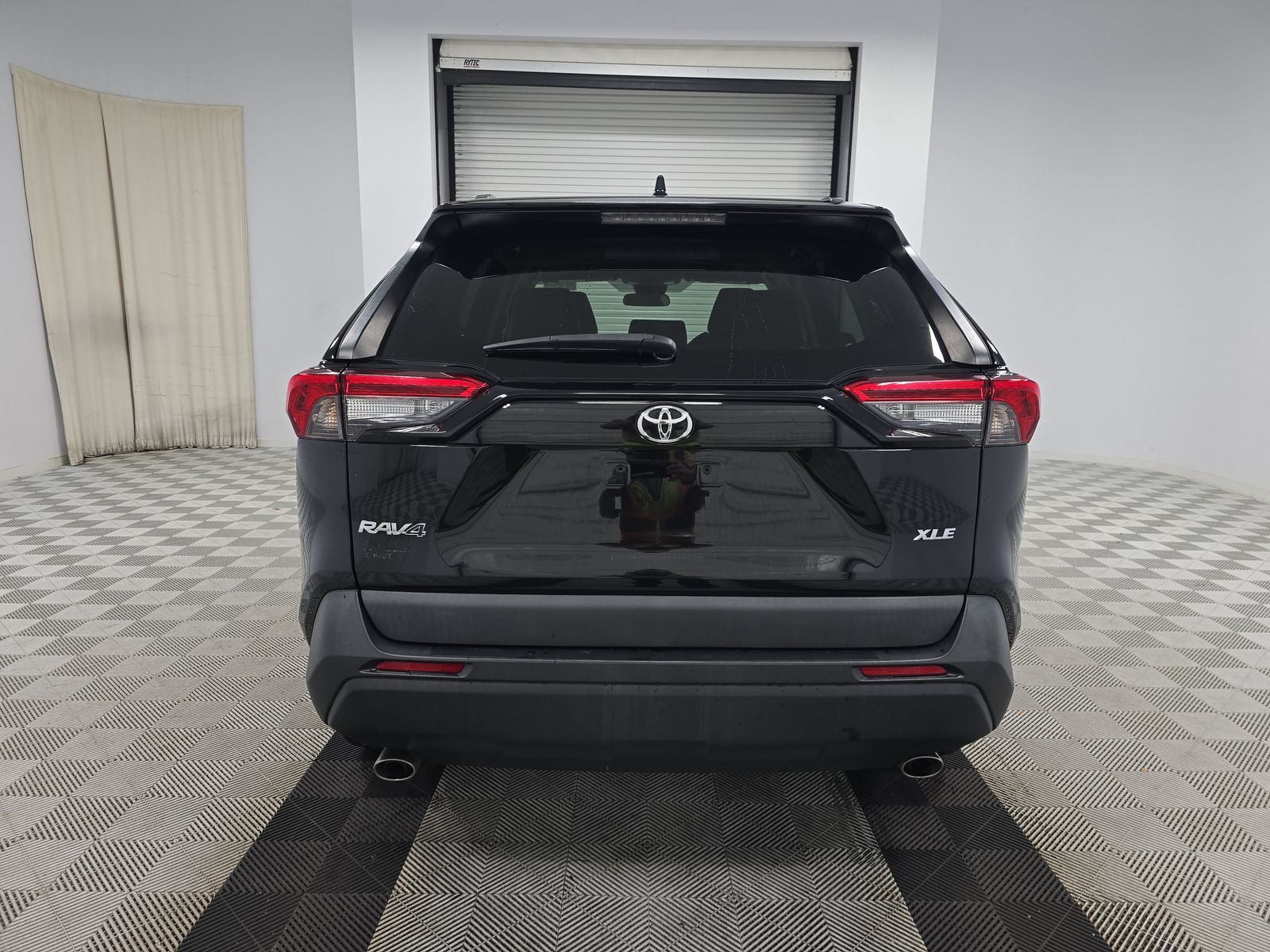 2023 Toyota RAV4 XLE Premium FWD