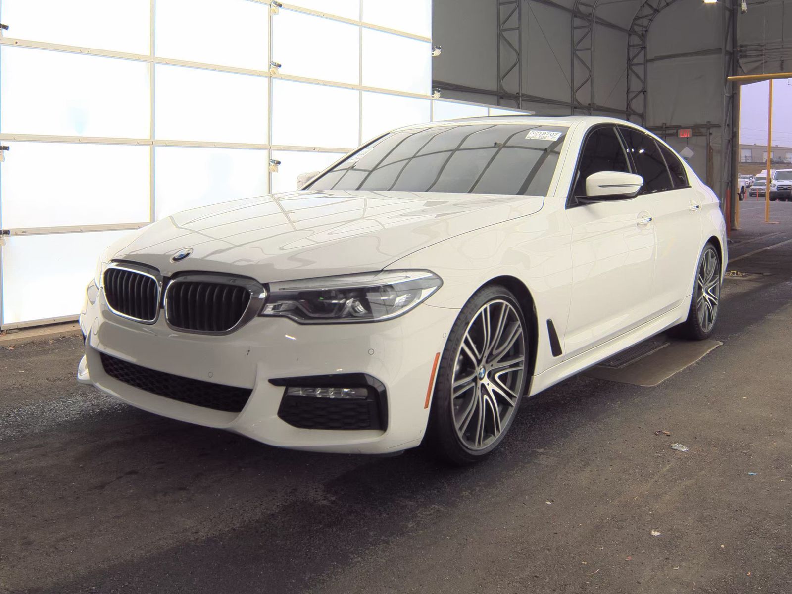 2017 BMW 5 Series 540i RWD